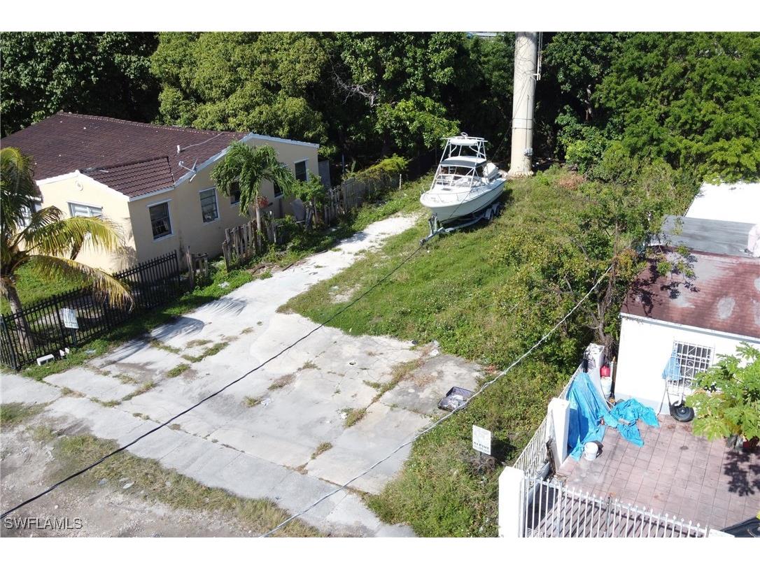 321 NW 37 Street Miami FL 33127 224065317 image18