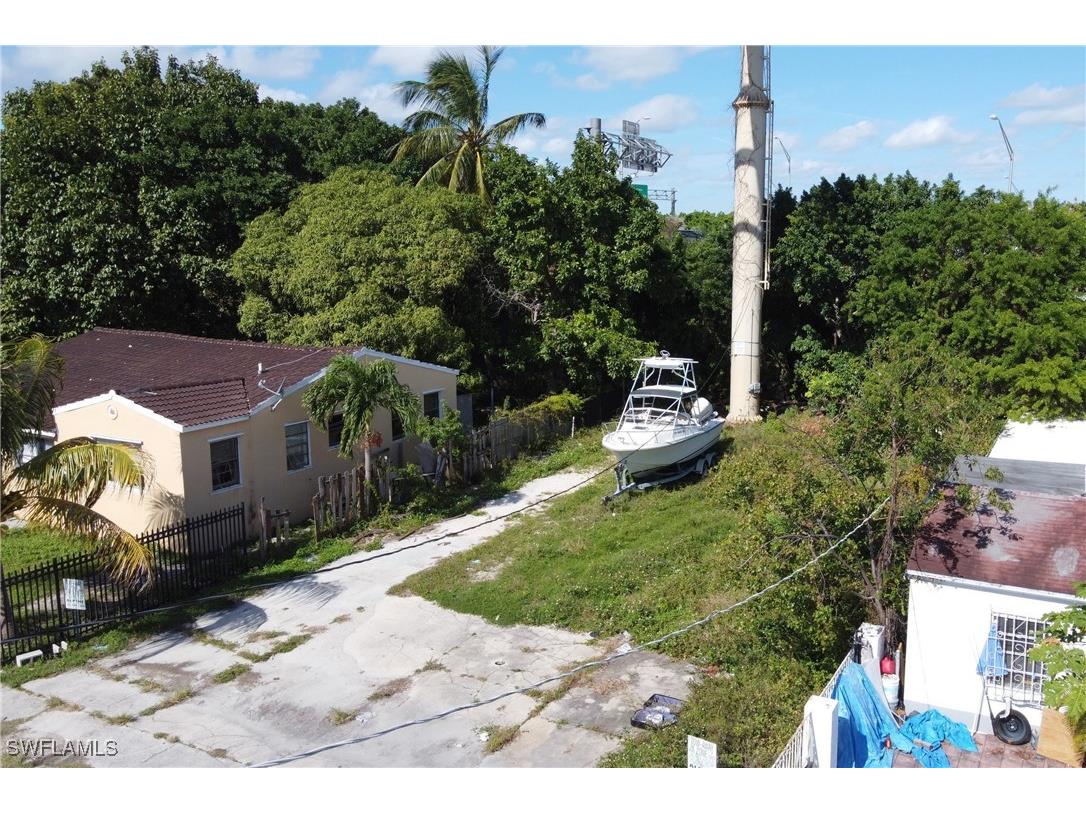 321 NW 37 Street Miami FL 33127 224065317 image19