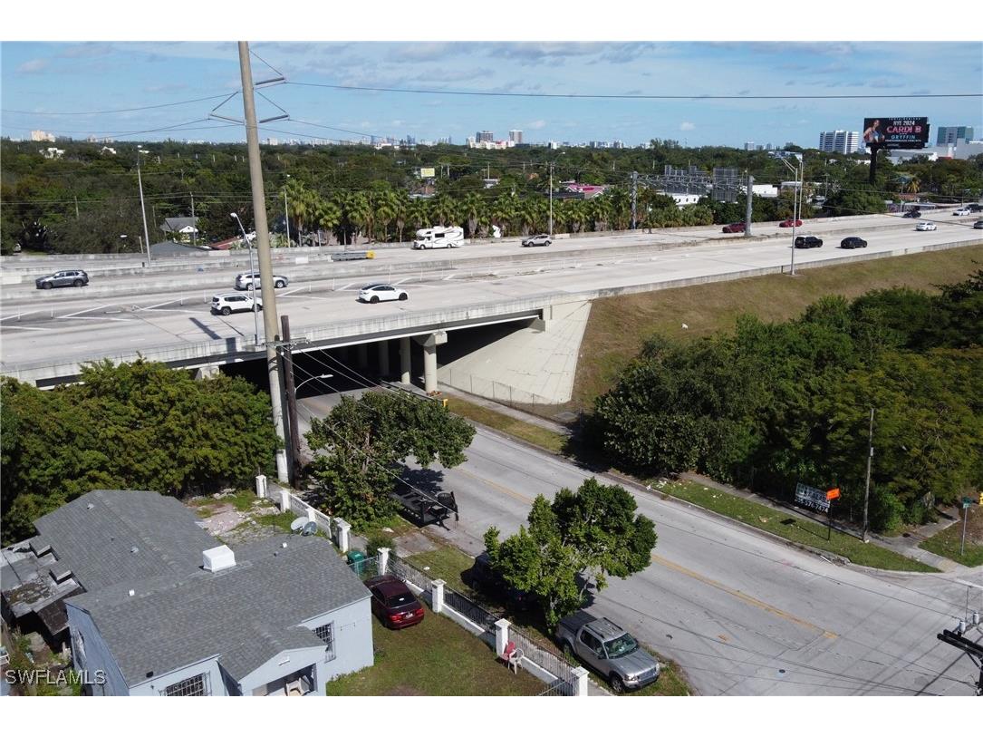 321 NW 37 Street Miami FL 33127 224065317 image21