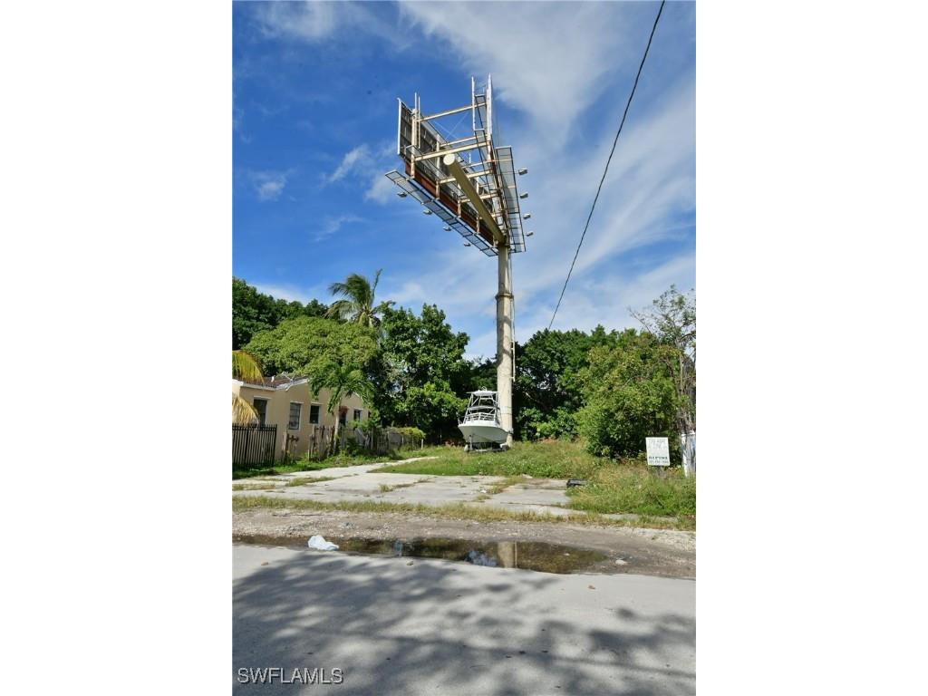 321 NW 37 Street Miami FL 33127 224065317 image25