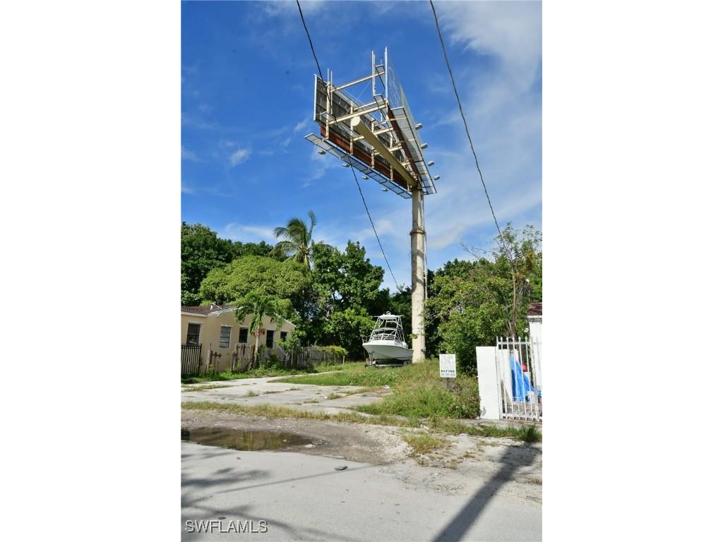 321 NW 37 Street Miami FL 33127 224065317 image38