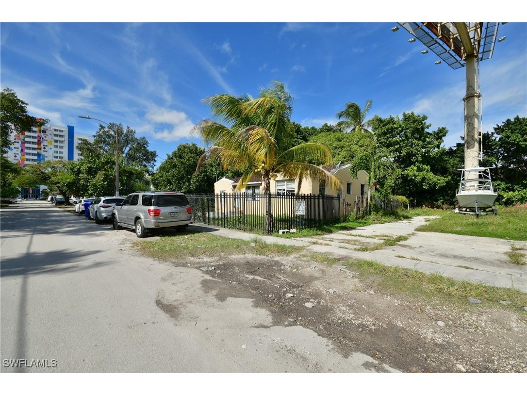 321 NW 37 Street Miami FL 33127 224065317 image45