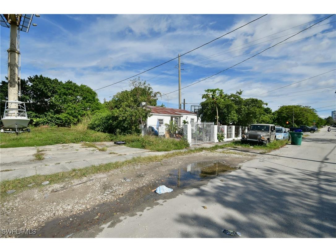 321 NW 37 Street Miami FL 33127 224065317 image47