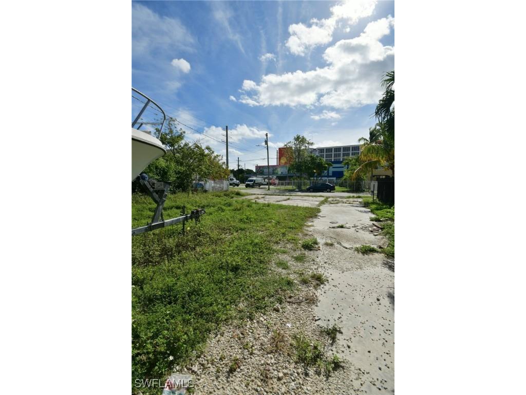 321 NW 37 Street Miami FL 33127 224065317 image8