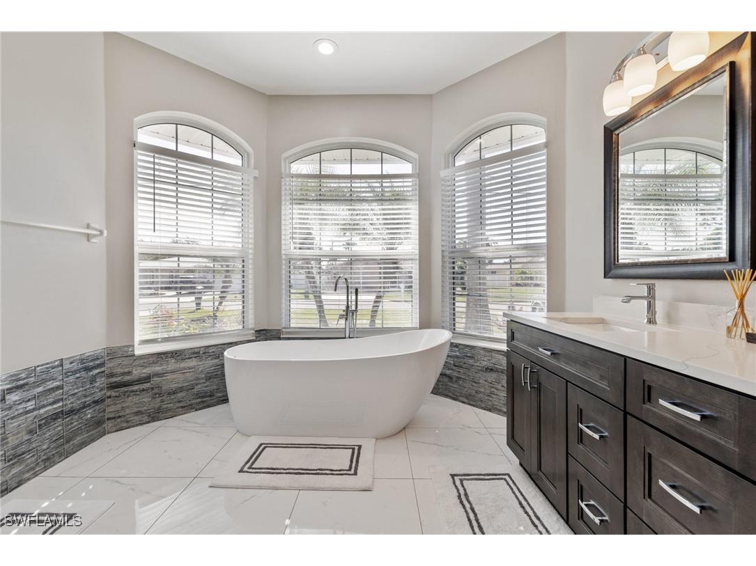 321 SE 31st Street Cape Coral FL 33904 225029949 image14