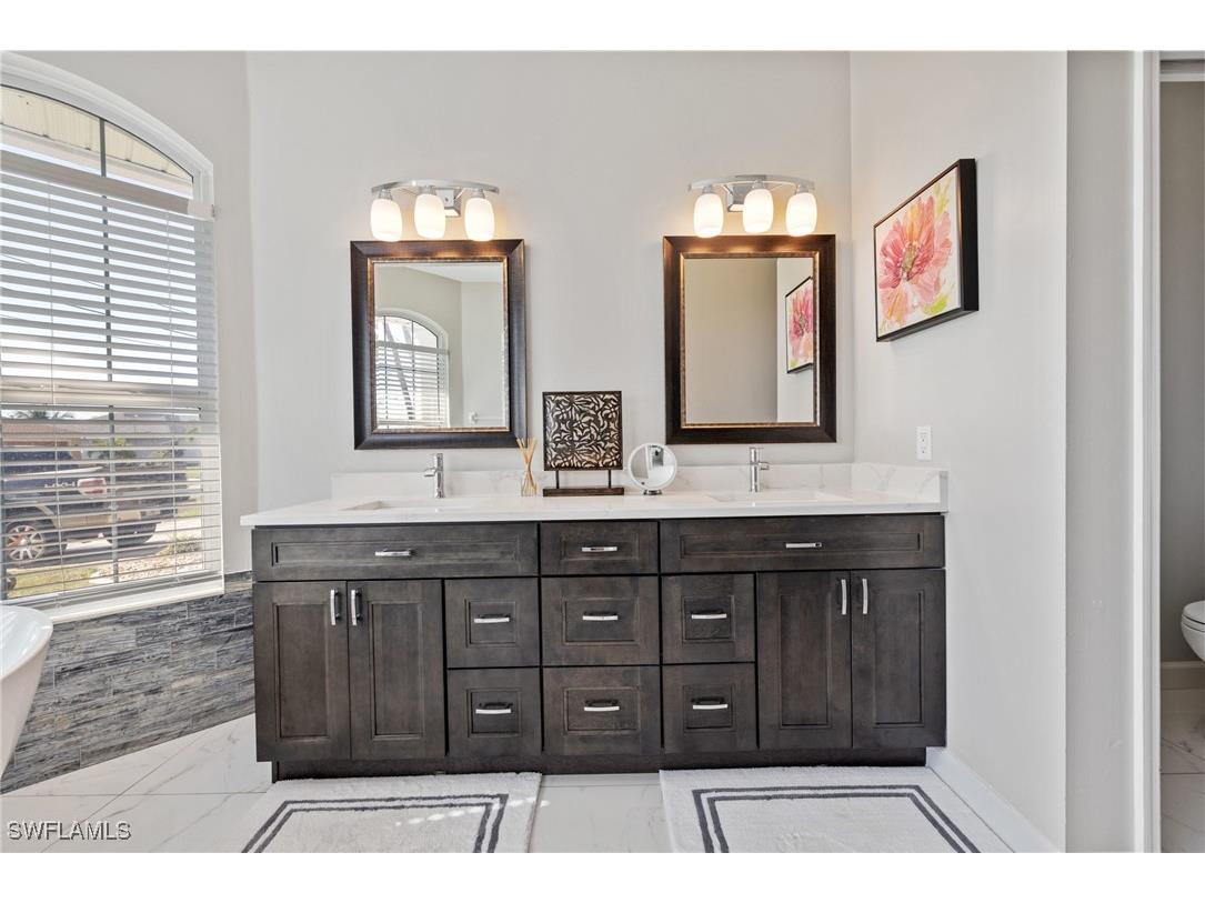 321 SE 31st Street Cape Coral FL 33904 225029949 image16