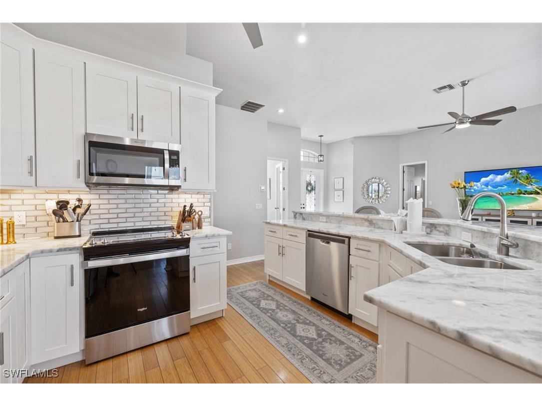 321 SE 31st Street Cape Coral FL 33904 225029949 image8