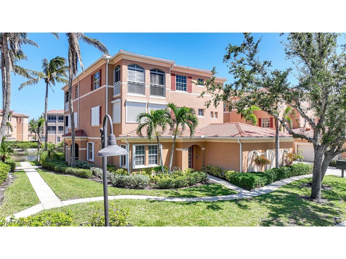 3228 Sunset Key Circle #101 Punta Gorda FL 33955 223036055 image1