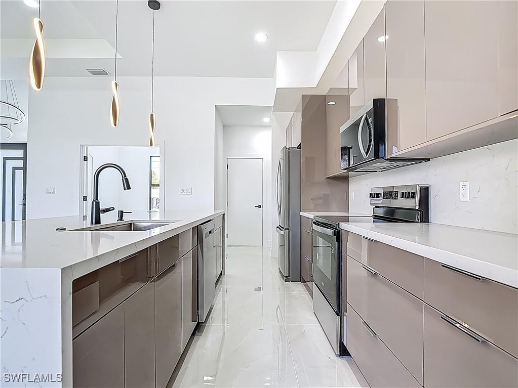 323 NE 19th Terrace Cape Coral FL 33909 225048088 image16