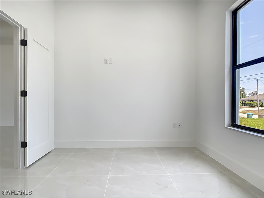 323 NE 19th Terrace Cape Coral FL 33909 225048088 image24