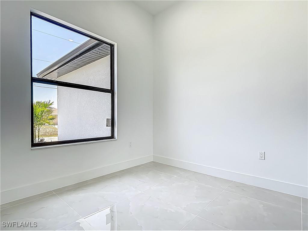 323 NE 19th Terrace Cape Coral FL 33909 225048088 image26