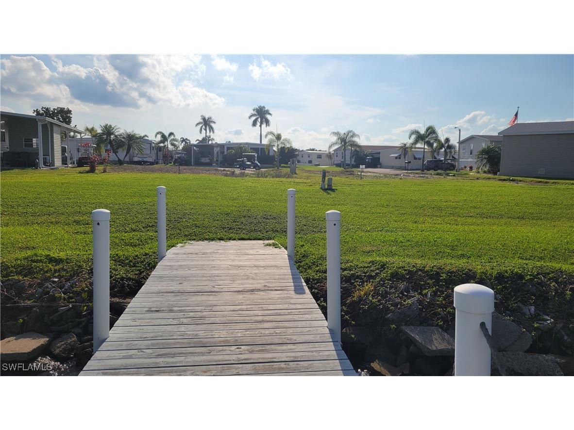 324 Shoreland Drive Fort Myers FL 33905 224101699 image5