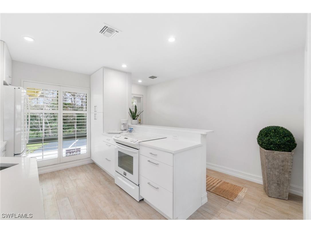 324 Tern Drive #2 Naples FL 34112 223068525 image1