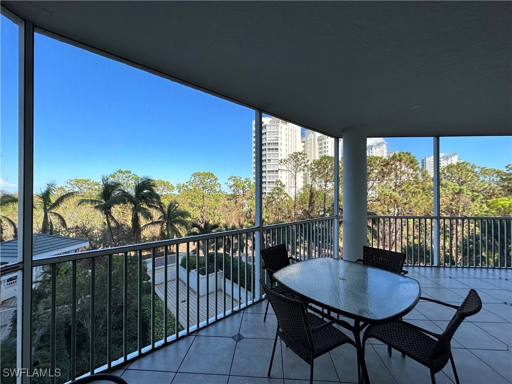 325 Dunes Boulevard #306 Naples FL 34110 225043492 image29