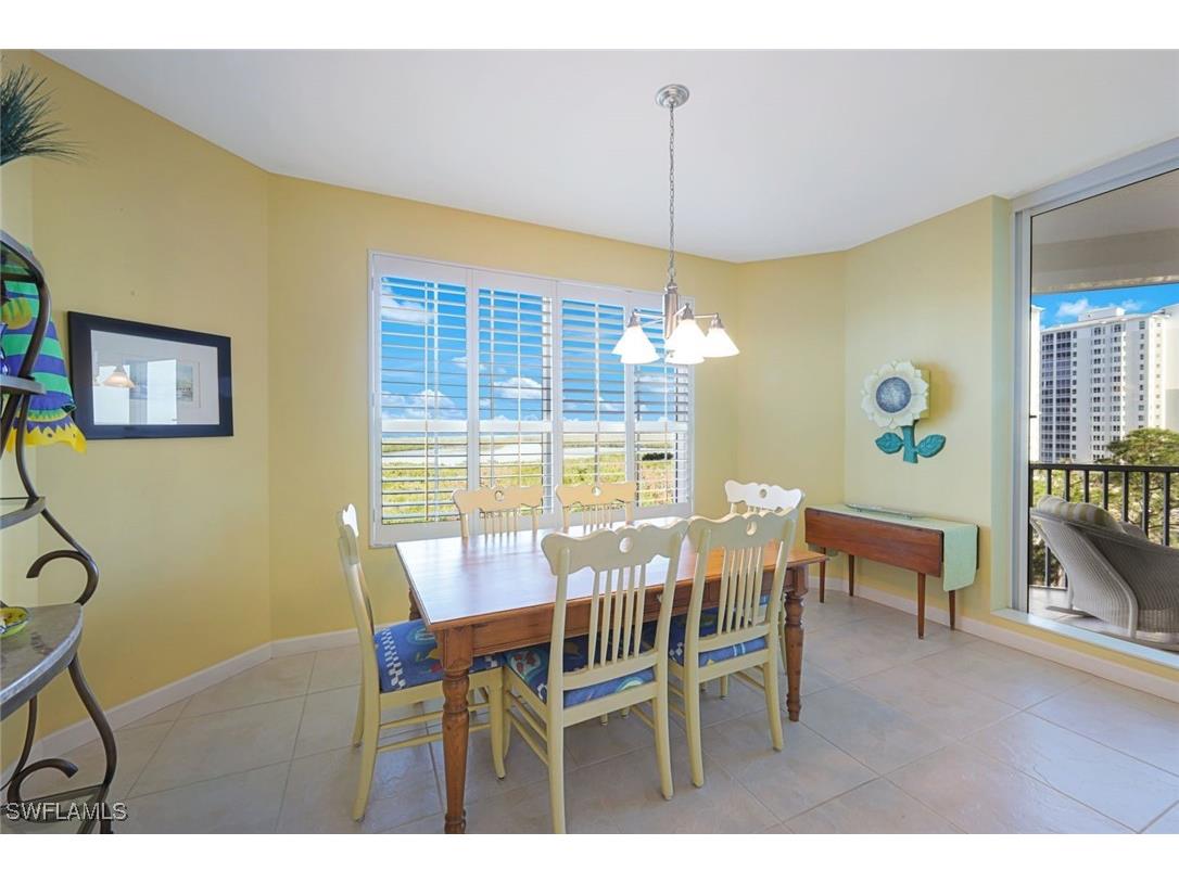 325 Dunes Boulevard #605 Naples FL 34110 225008373 image3