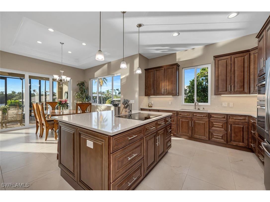 3254 Lakeview Drive Naples FL 34112 225050640 image6