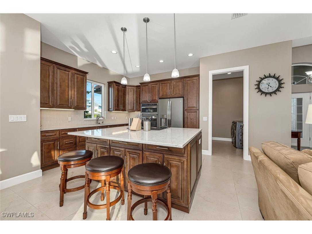 3254 Lakeview Drive Naples FL 34112 225050640 image7