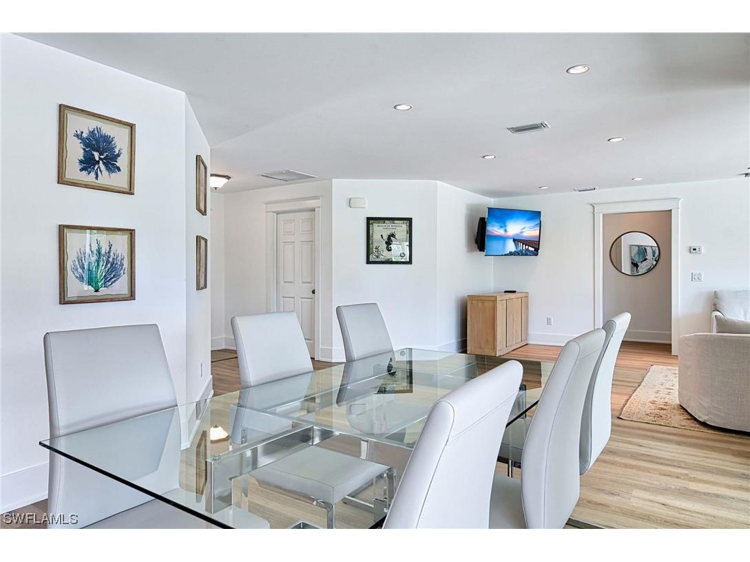 326 Burning Tree Drive, Naples, FL, 34105 MLS 224018506 Edina Realty