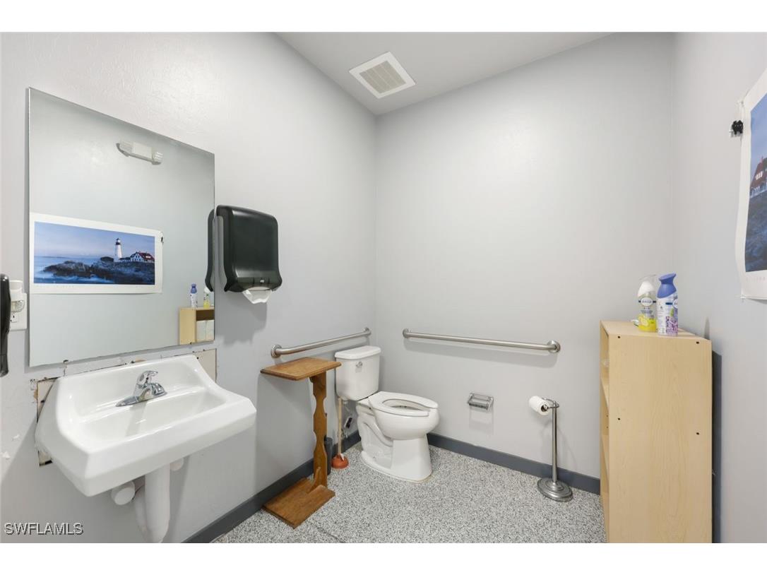 326 SW 2nd Terrace Cape Coral FL 33991 225041591 image15