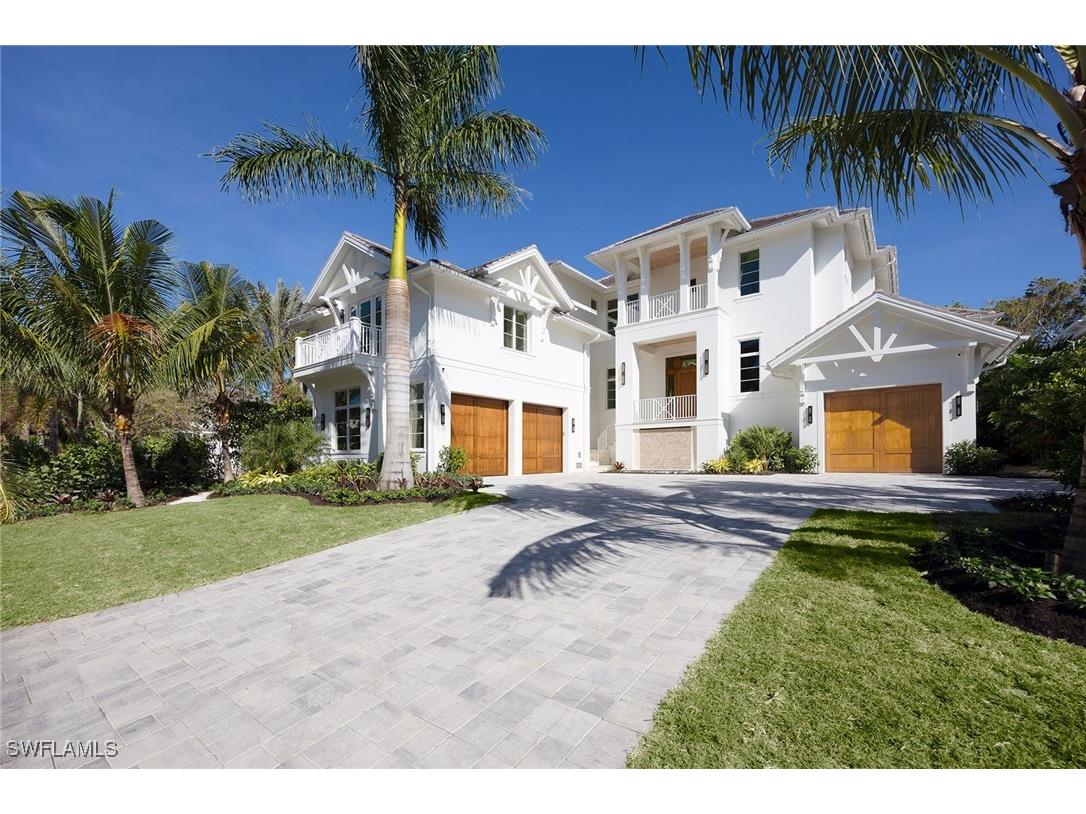 3277 Gordon Drive Naples FL 34102 224098627 image1