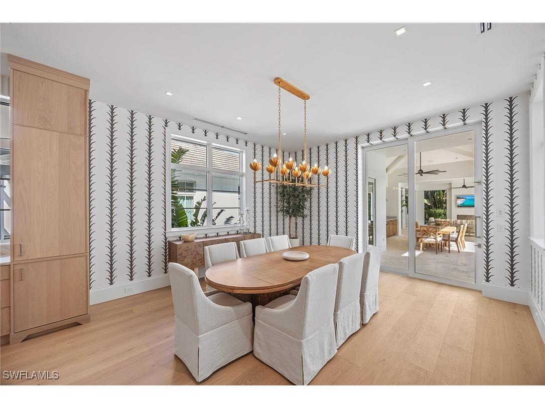 3277 Gordon Drive Naples FL 34102 224098627 image18