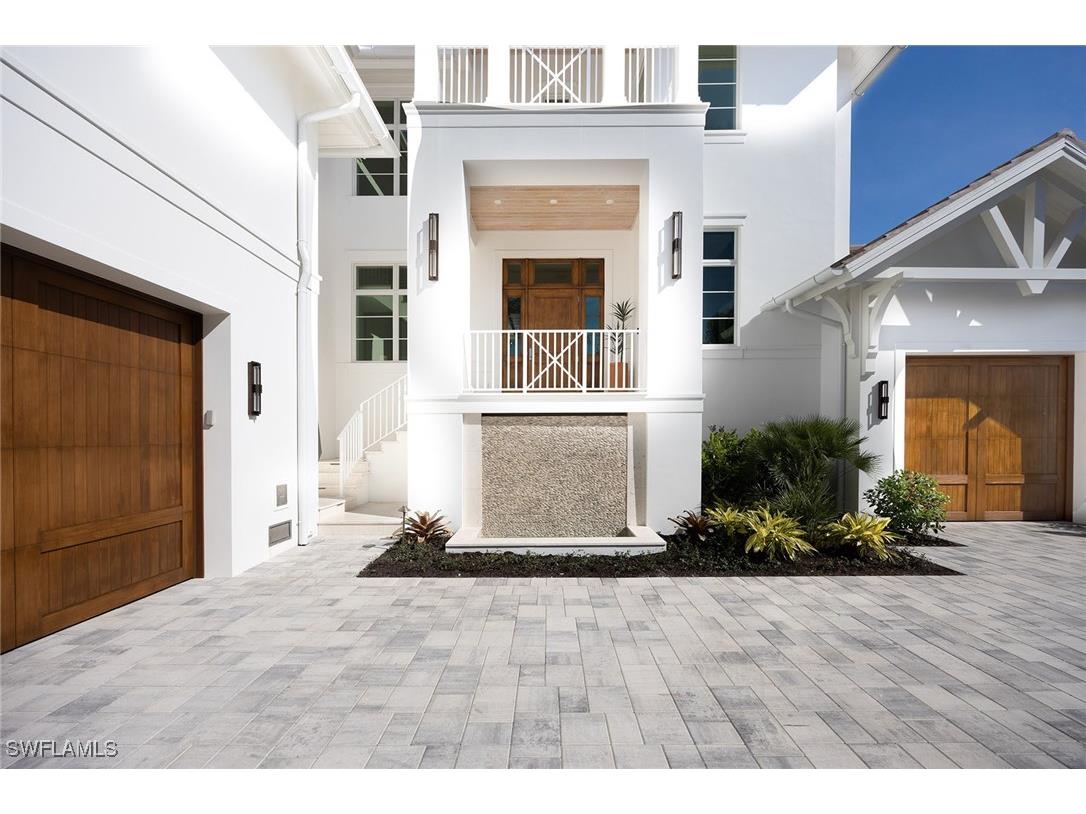 3277 Gordon Drive Naples FL 34102 224098627 image4