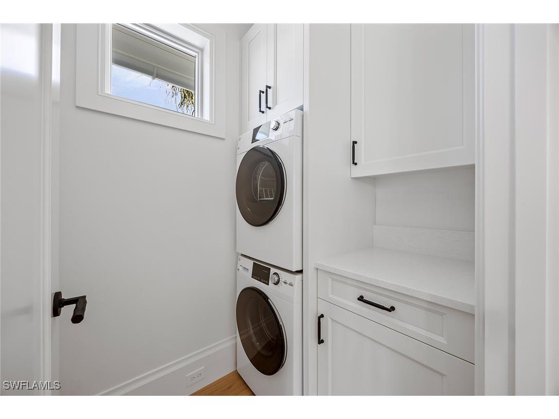 3277 Gordon Drive Naples FL 34102 224098627 image40