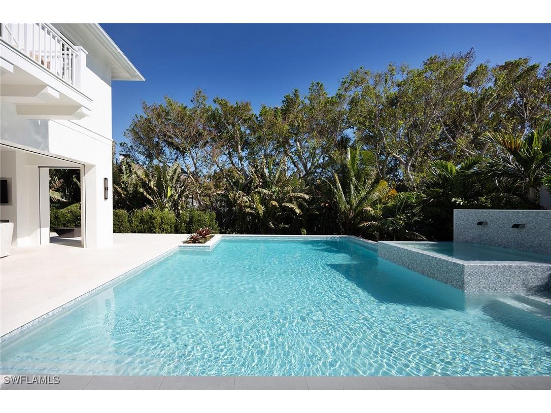 3277 Gordon Drive Naples FL 34102 224098627 image44