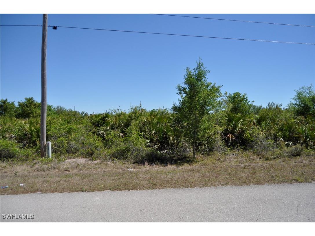 329 Paulcrest Avenue Lehigh Acres FL 33974 225028911 image1