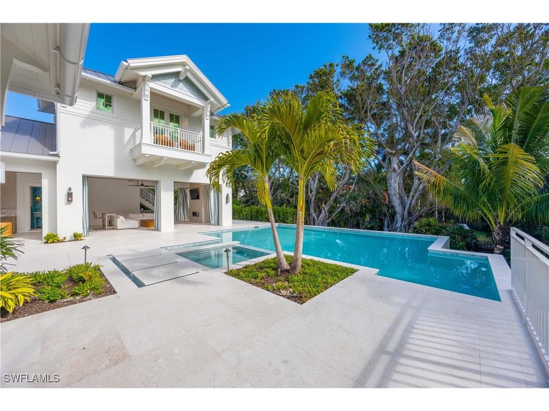 3295 Gordon Drive Naples FL 34102 224098622 image40