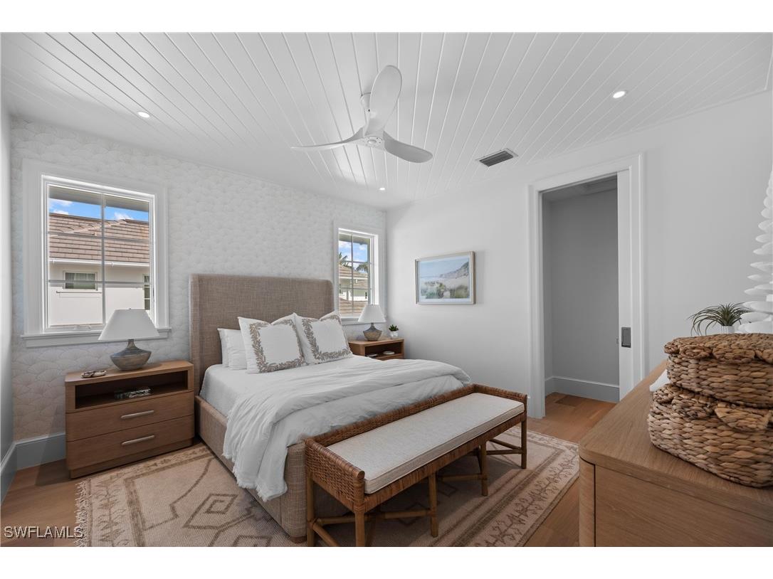 3295 Gordon Drive Naples FL 34102 224098622 image48