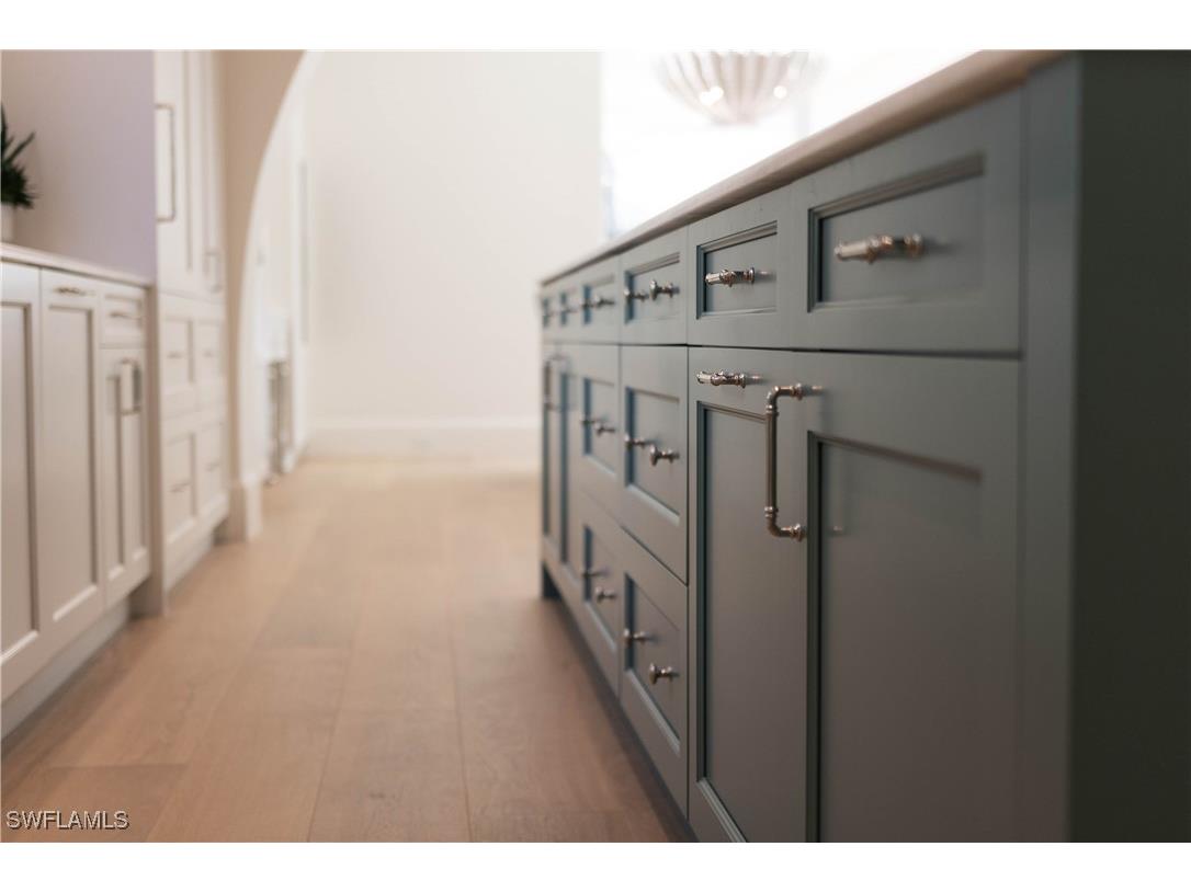 3295 Gordon Drive Naples FL 34102 224098622 image9