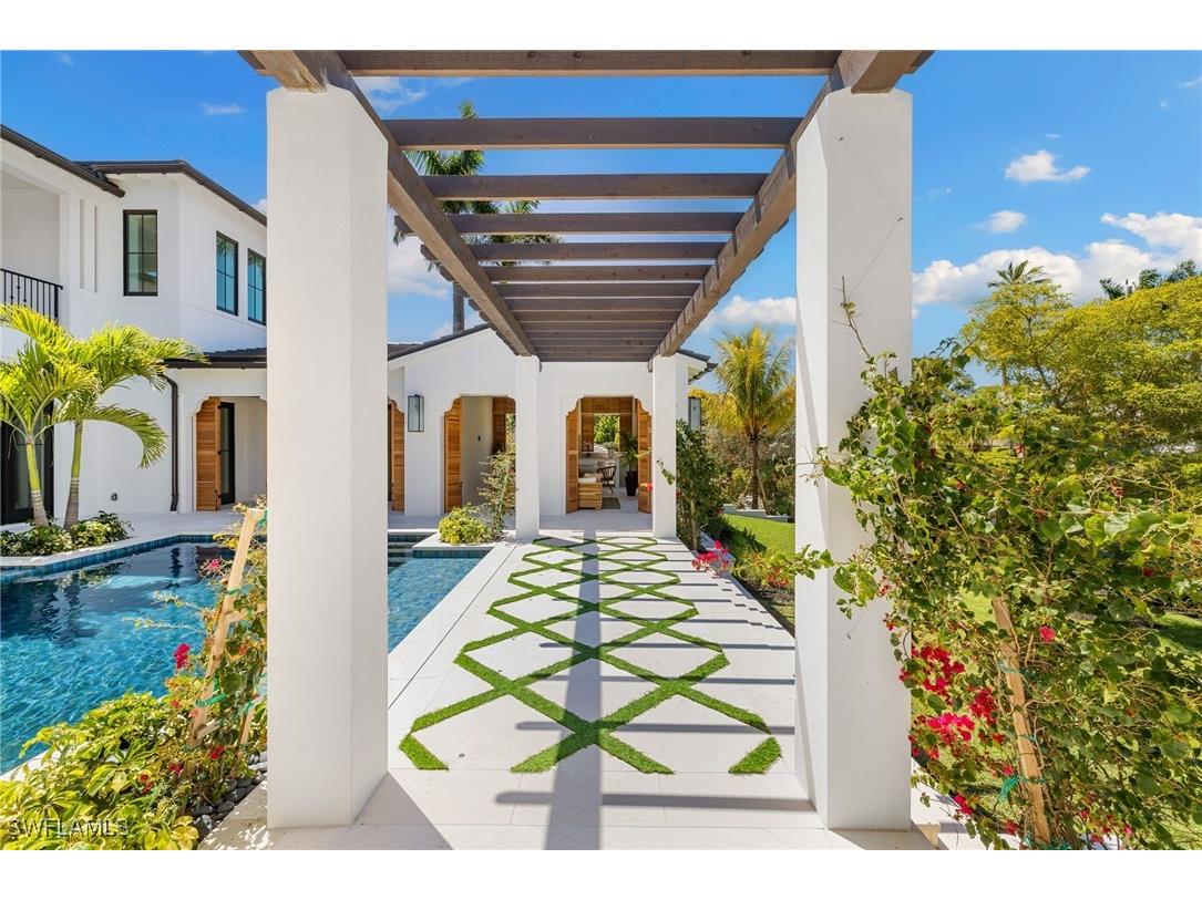 330 Hawser Lane Naples FL 34102 225006159 image28