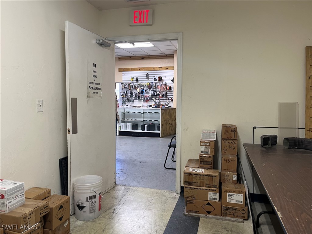 3310-3330 Hanson Street Fort Myers FL 33916 224087595 image16