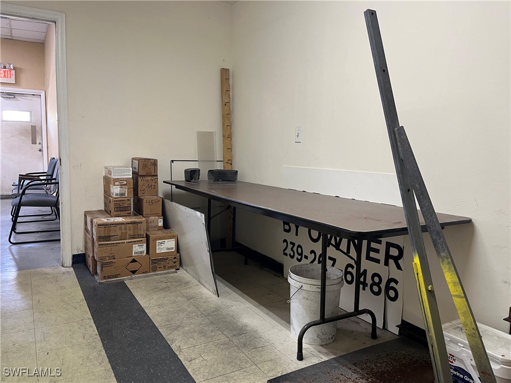 3310-3330 Hanson Street Fort Myers FL 33916 224087595 image17