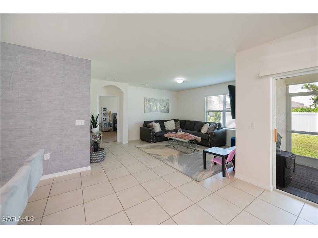 3318 Acapulco Circle Cape Coral FL 33909 225036363 image14