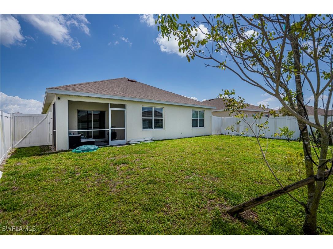 3318 Acapulco Circle Cape Coral FL 33909 225036363 image5