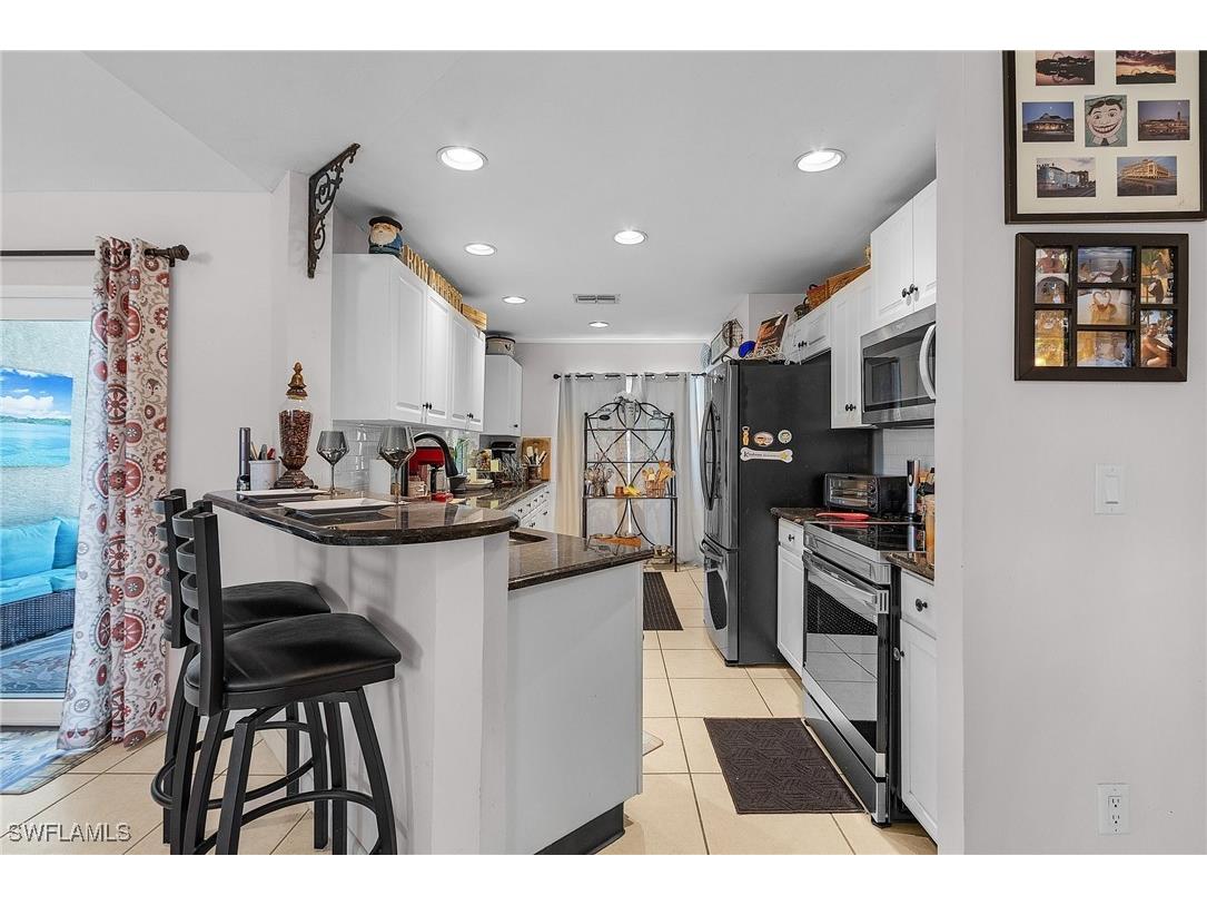 3319 Surfside Boulevard Cape Coral FL 33914 225026887 image12