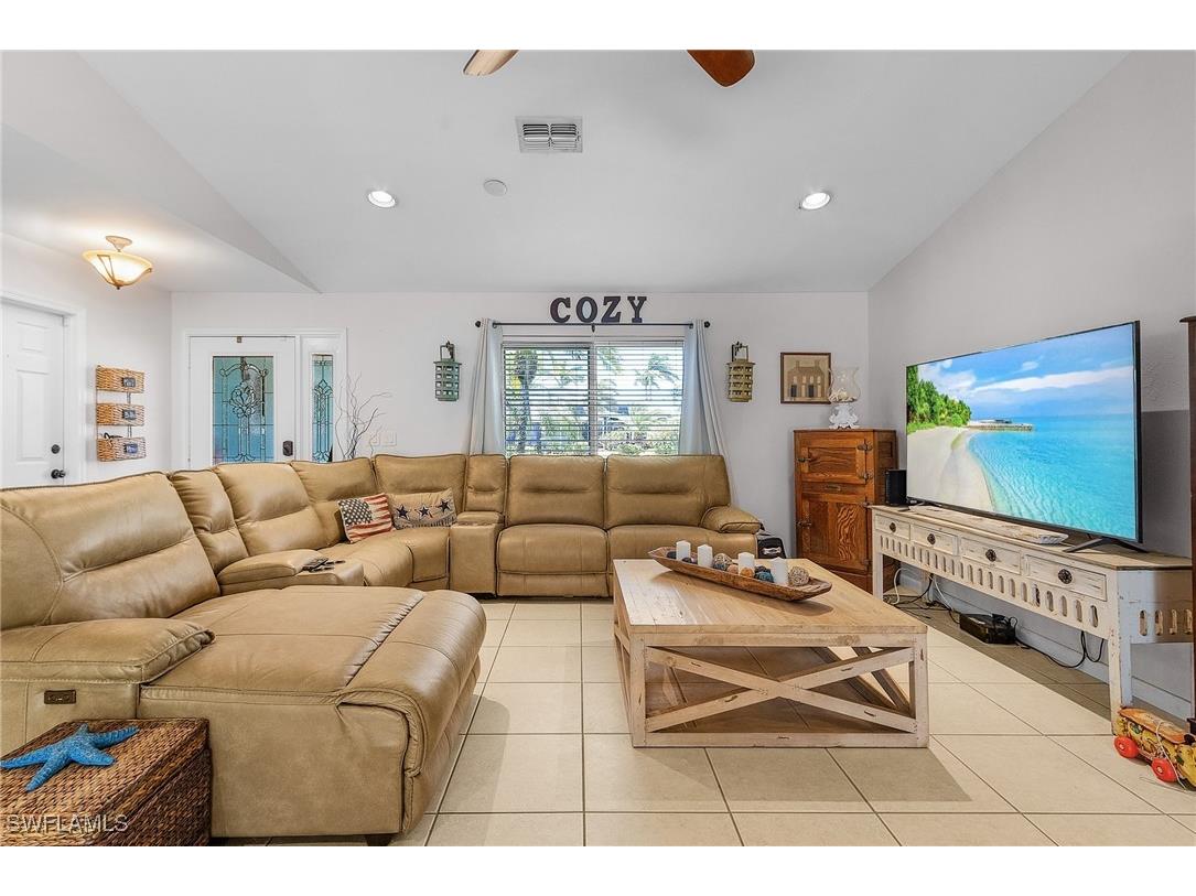 3319 Surfside Boulevard Cape Coral FL 33914 225026887 image9