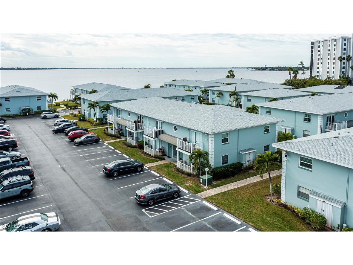 3324 N Key Drive #8 North Fort Myers FL 33903 225007853 image1