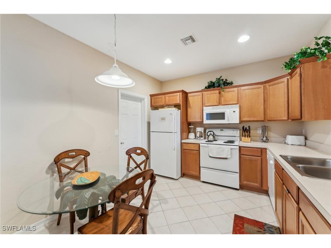 3327 Dandolo Circle Cape Coral FL 33909 225019128 image8