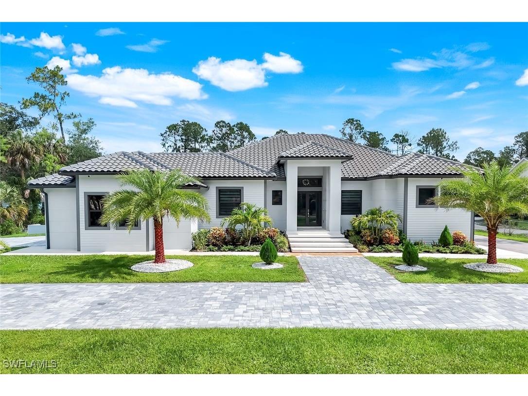 333 12th Avenue NE Naples FL 34120 225045638 image1