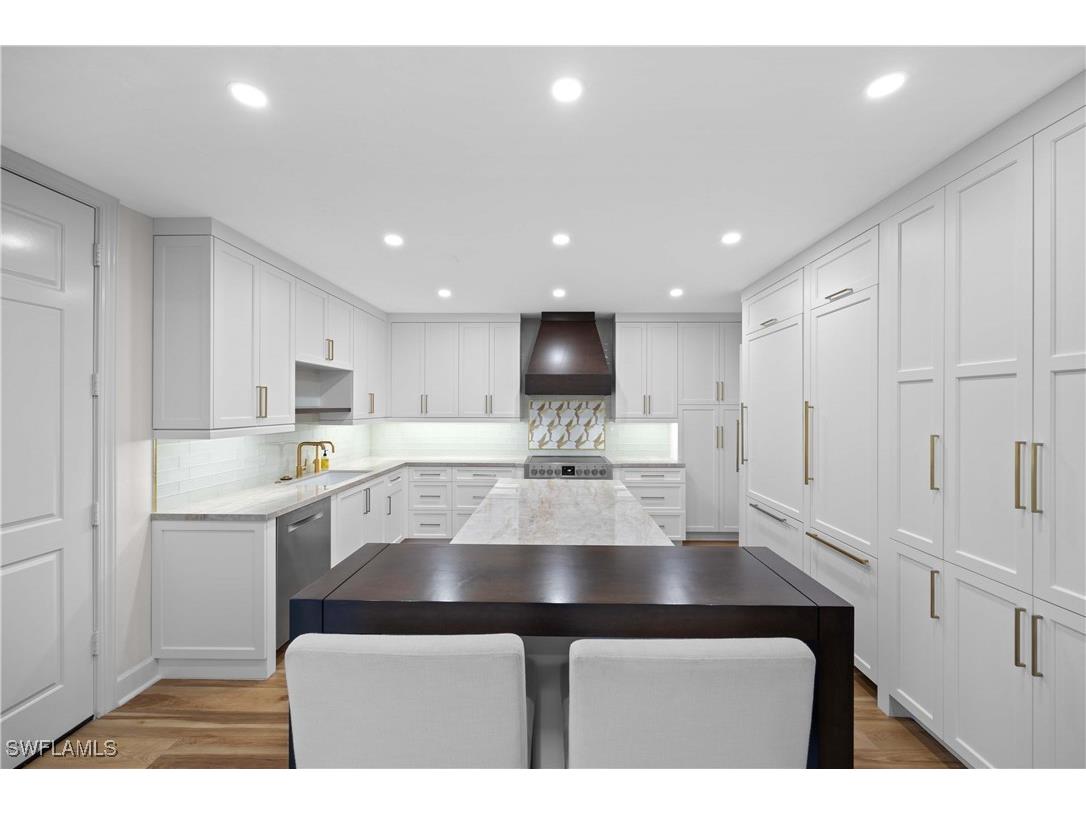 334 8th Avenue S #7 Naples FL 34102 224099533 image7