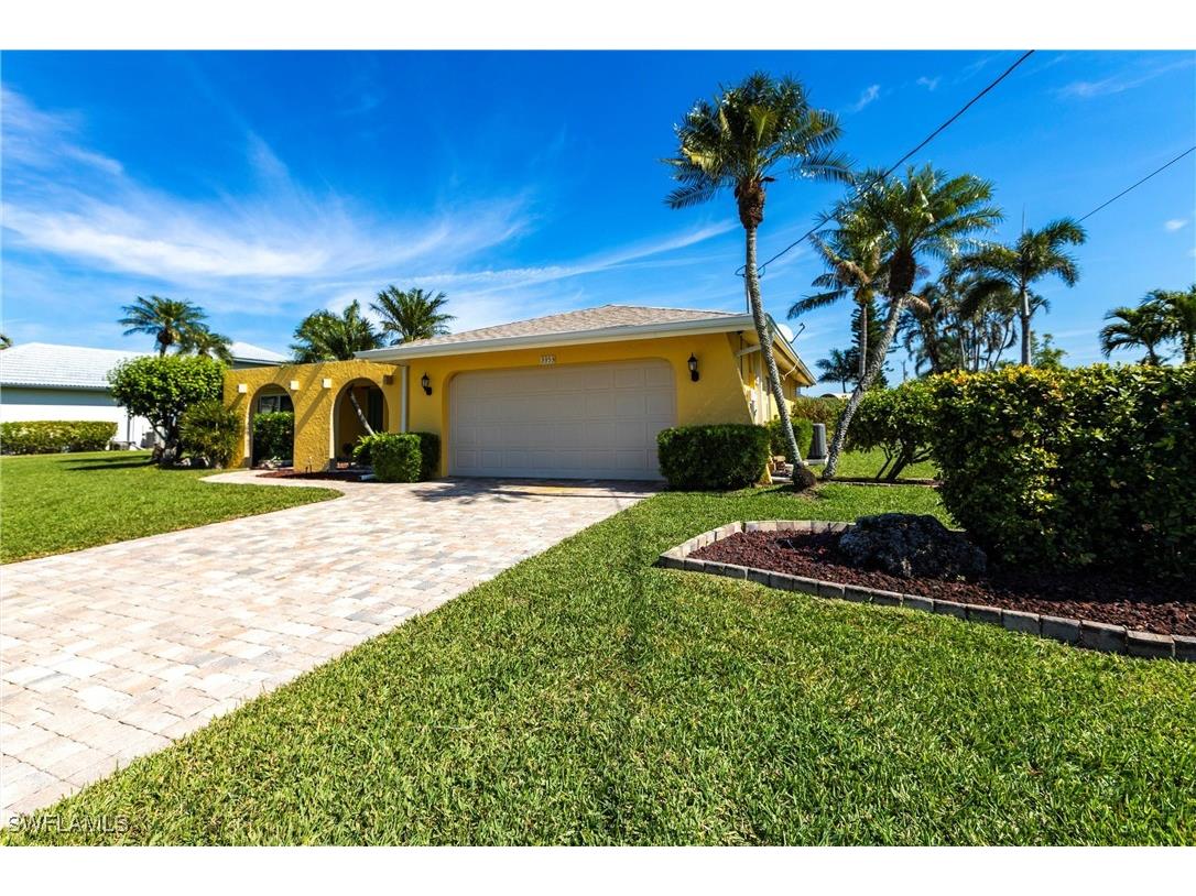 3353 SE 19th Avenue Cape Coral FL 33904 225014703 image1