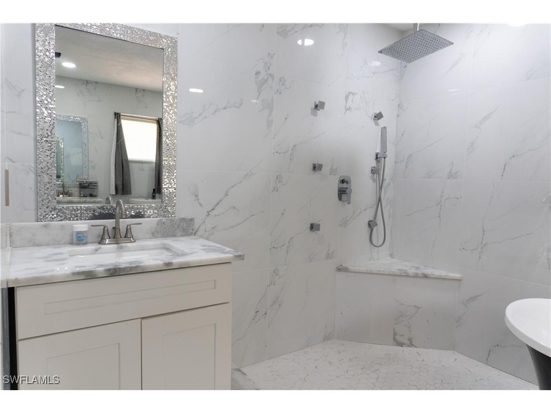 3388 E Riverside Drive Fort Myers FL 33916 225040321 image16