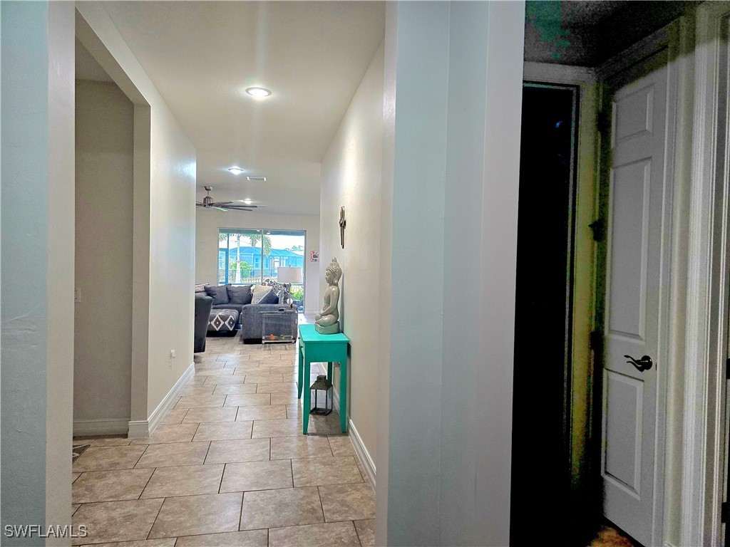 3401 Acapulco Circle Cape Coral FL 33909 225048253 image6