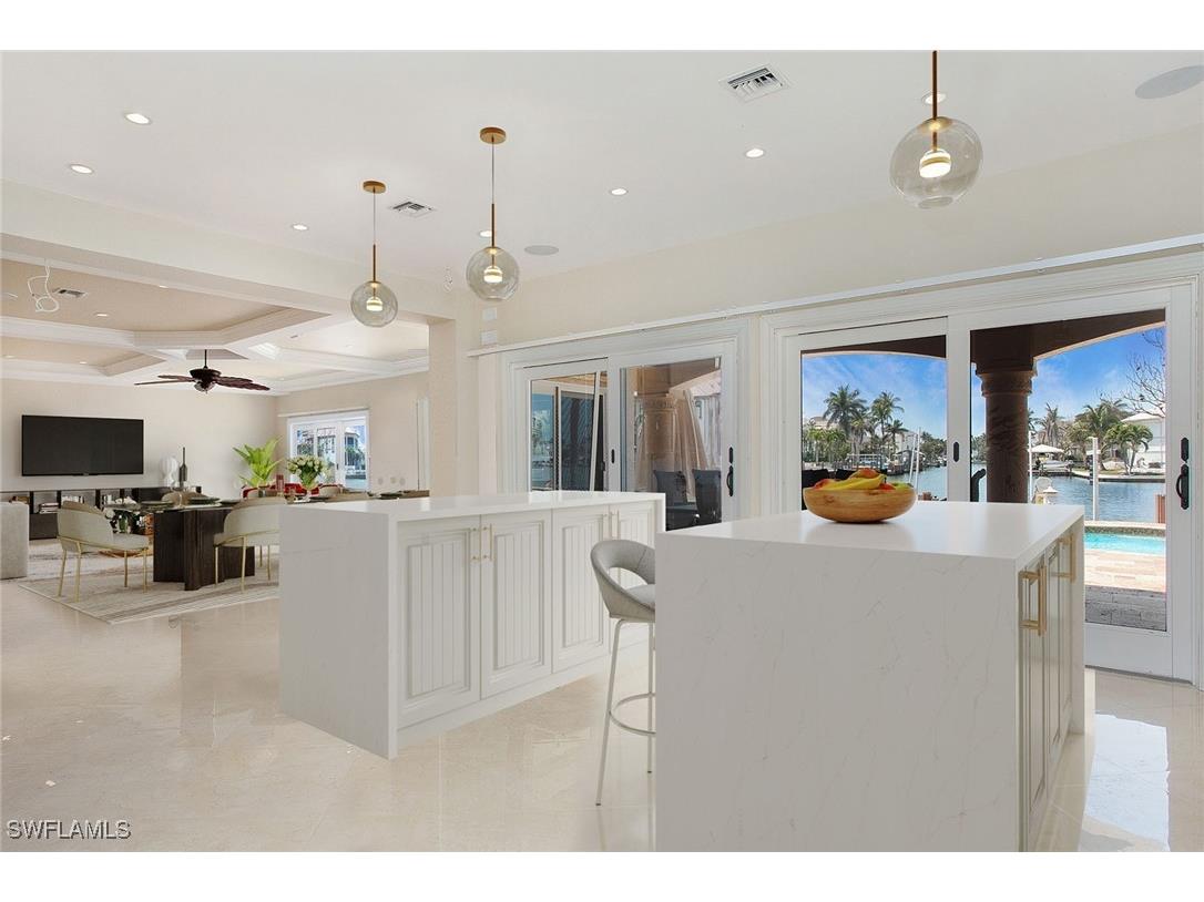 342 Germain Avenue Naples FL 34108 225016729 image11