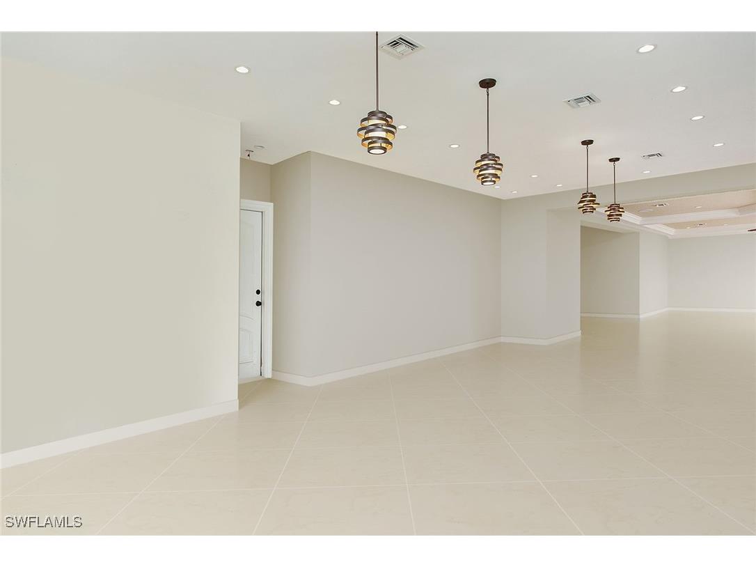 342 Germain Avenue Naples FL 34108 225016729 image12