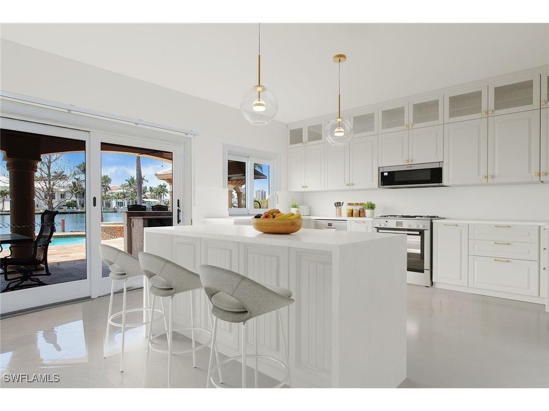 342 Germain Avenue Naples FL 34108 225016729 image14