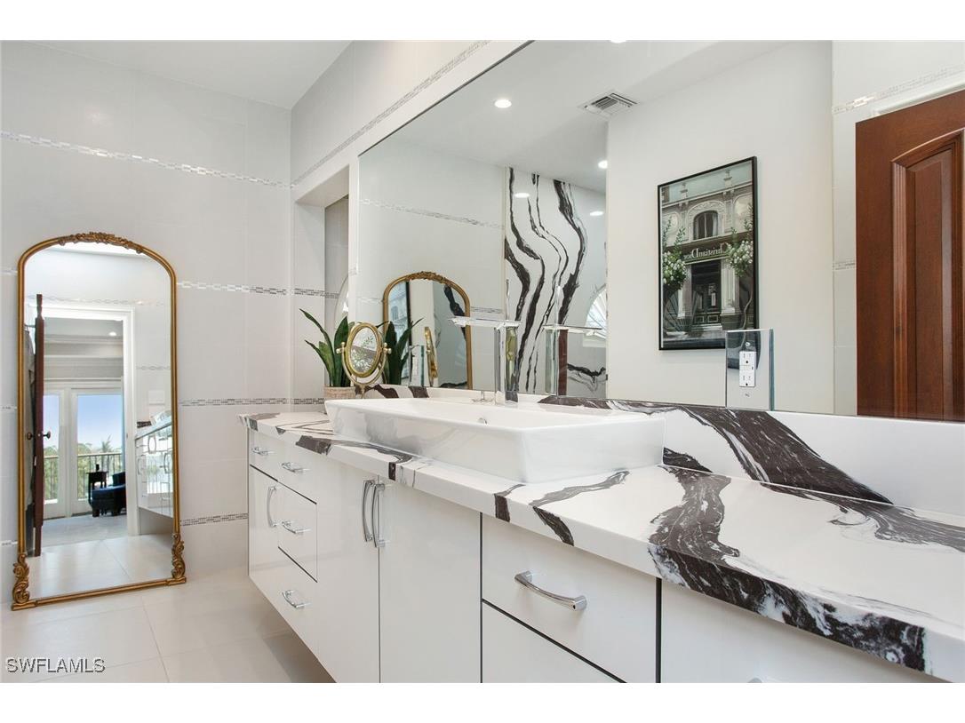 342 Germain Avenue Naples FL 34108 225016729 image37